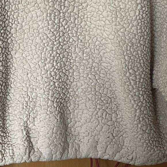 5/$40 - Urban Outfitters Cropped Sweater Jacket - Picture 8 of 8